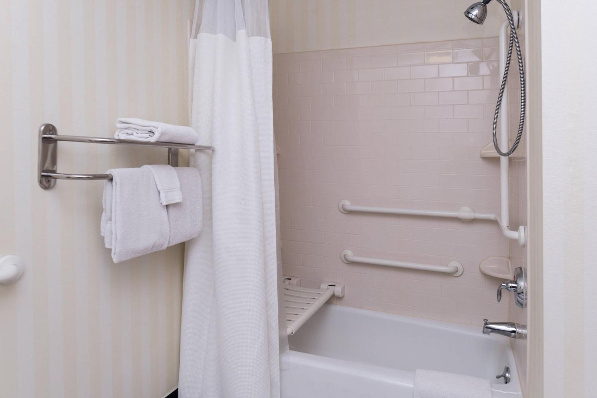 Fairfield Inn And Suites By Marriott San Antonio Northeast / Schertz / Rafb Eksteriør bilde