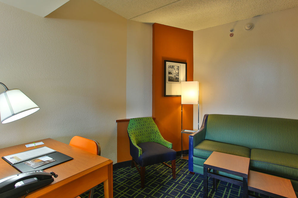 Fairfield Inn And Suites By Marriott San Antonio Northeast / Schertz / Rafb Eksteriør bilde