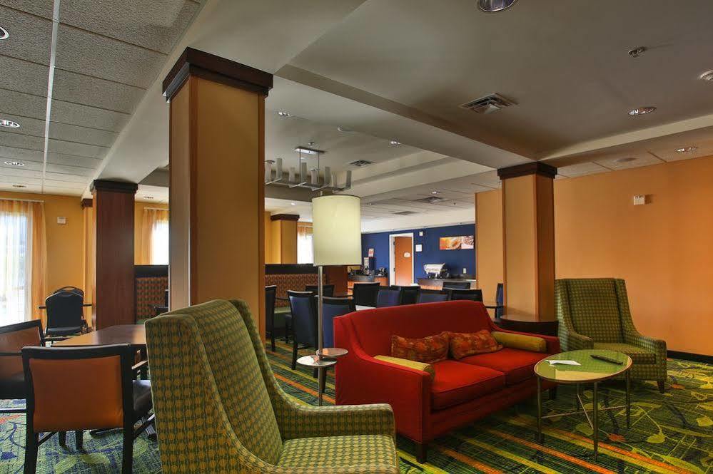 Fairfield Inn And Suites By Marriott San Antonio Northeast / Schertz / Rafb Eksteriør bilde
