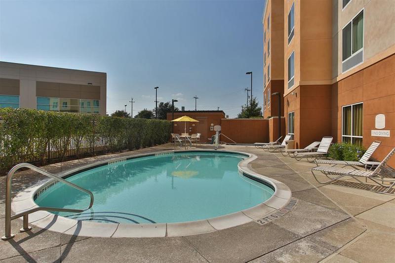 Fairfield Inn And Suites By Marriott San Antonio Northeast / Schertz / Rafb Eksteriør bilde