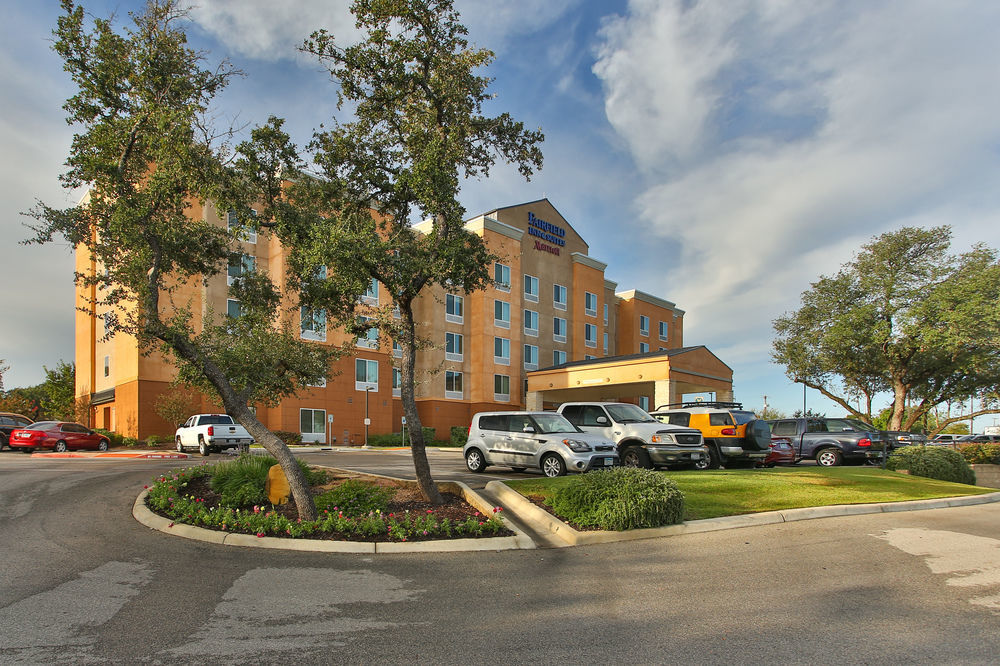 Fairfield Inn And Suites By Marriott San Antonio Northeast / Schertz / Rafb Eksteriør bilde