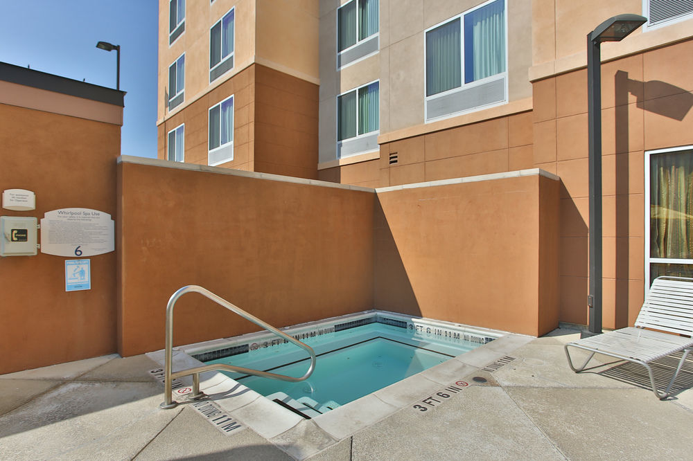Fairfield Inn And Suites By Marriott San Antonio Northeast / Schertz / Rafb Eksteriør bilde
