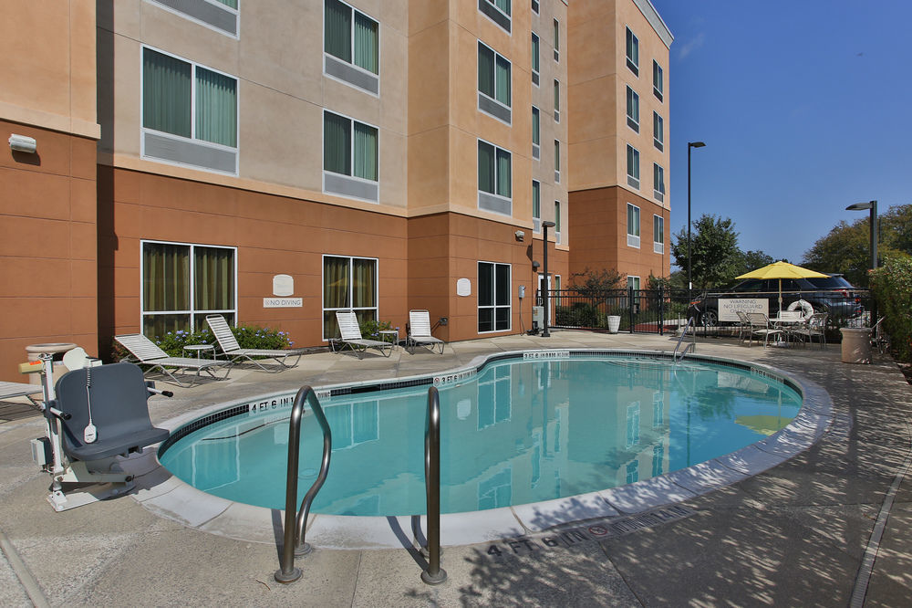 Fairfield Inn And Suites By Marriott San Antonio Northeast / Schertz / Rafb Eksteriør bilde
